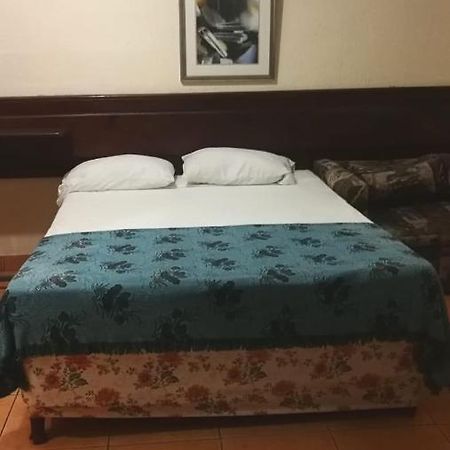 Carnetta'S House Hotel Maraval Bagian luar foto