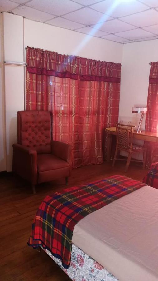 Carnetta'S House Hotel Maraval Bagian luar foto